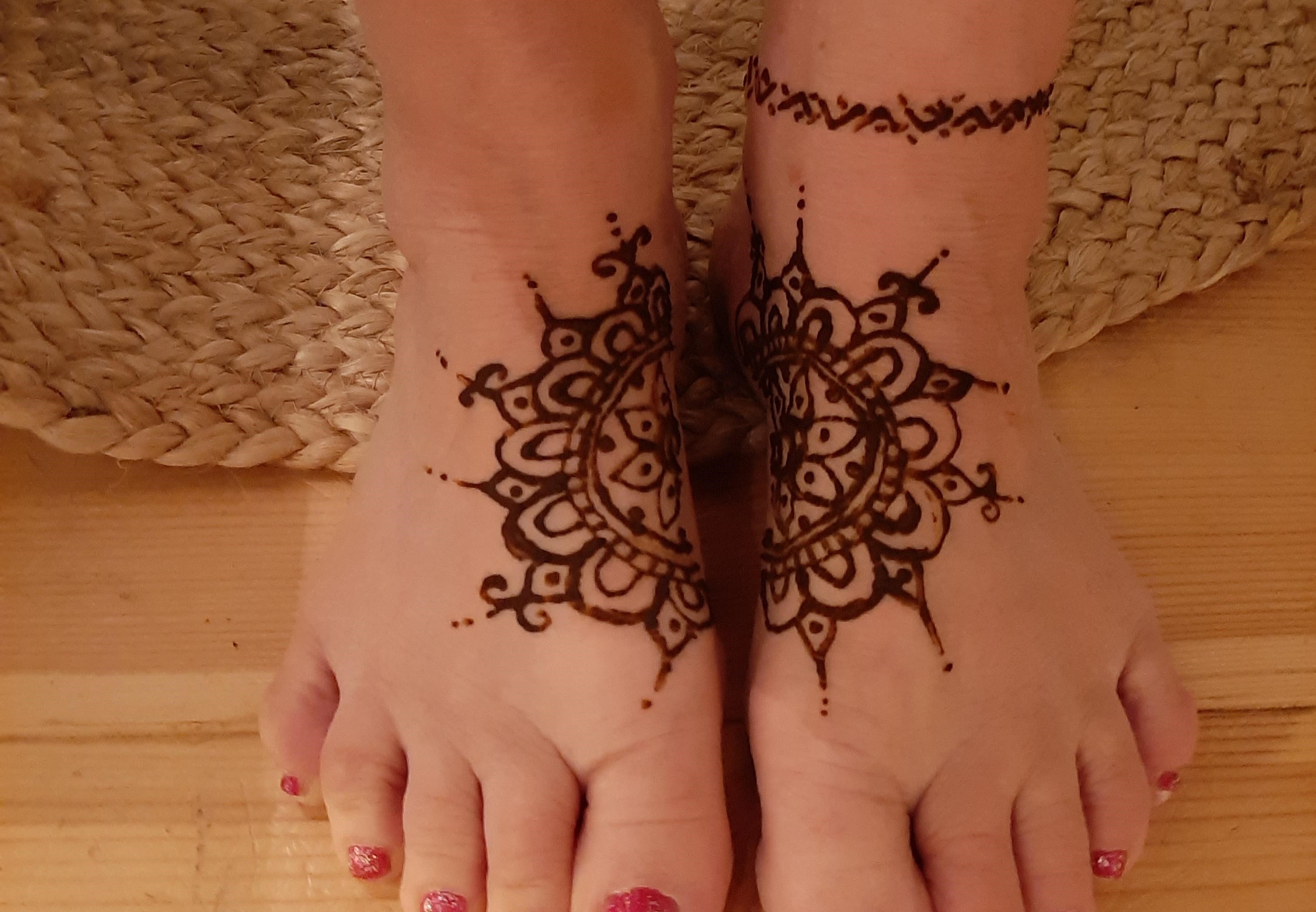 Henna maalaus